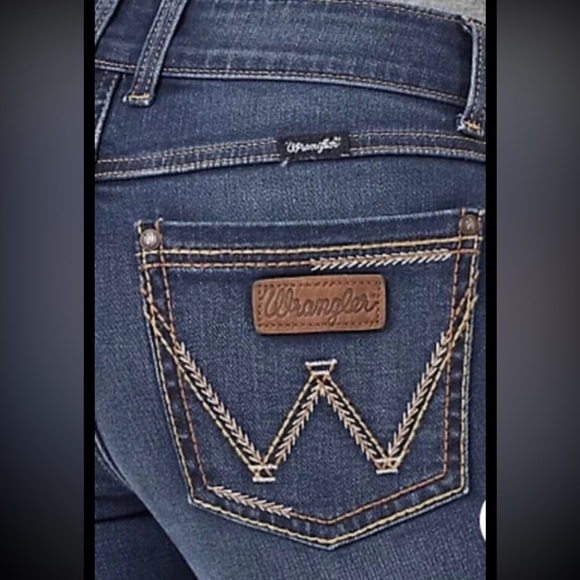 Women's Wrangler Retro Mae Jeans Size 9X30 - Picture 8 of 8